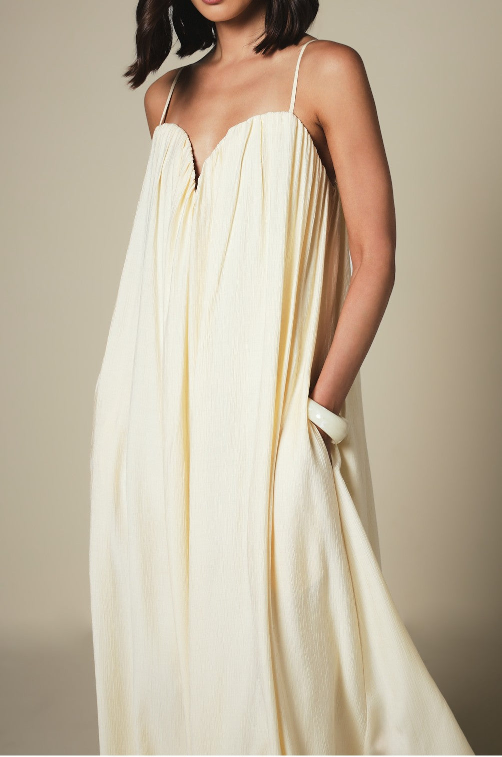 Sweetheart Neck Tent Maxi Blouse with Spaghetti Straps, Soft Pleated Design, Empire Neckline, Summer Knit Dress for Beach