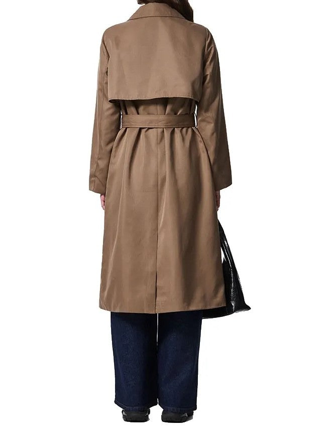 Mid to Long-Cut Trench Coat